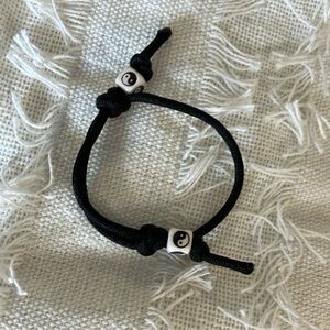 New Super Cute Yin Yang Sliding Bracelet Black